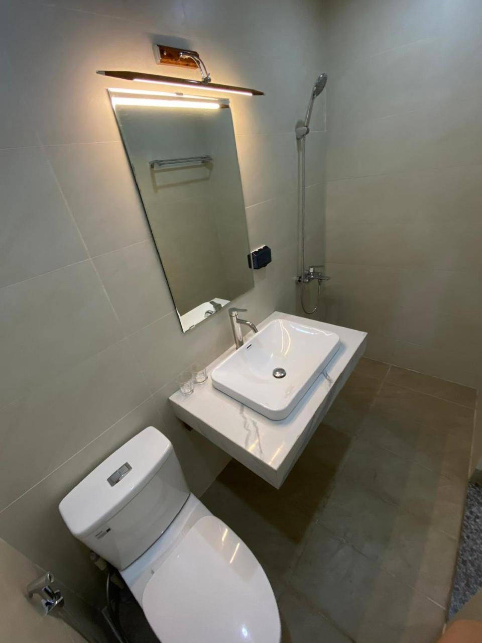 Mimi Housing Hotel Hanoi Eksteriør billede